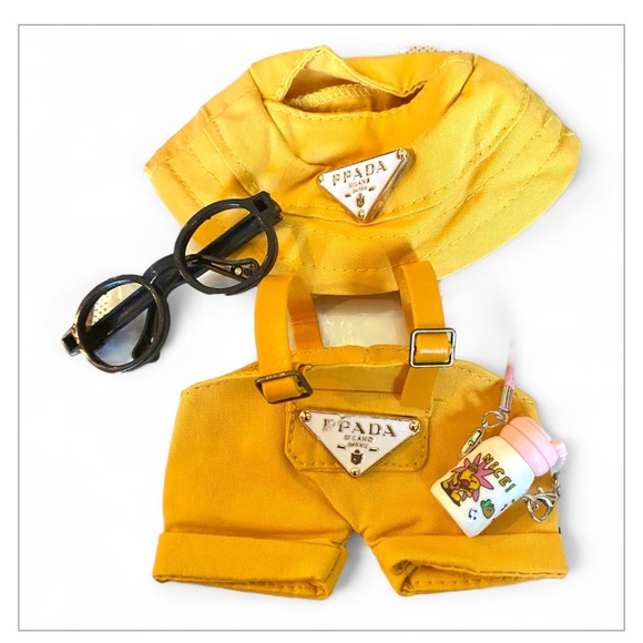 4 pc Outfit for your Labubu baby with pants hat glasses water bottle deep gold - Picture 1 of 3